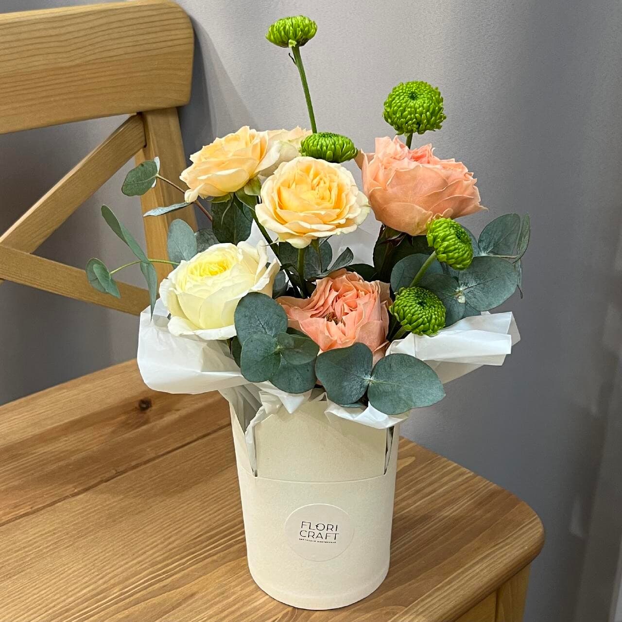 Цветочный стаканчик с розой Редженс Парк