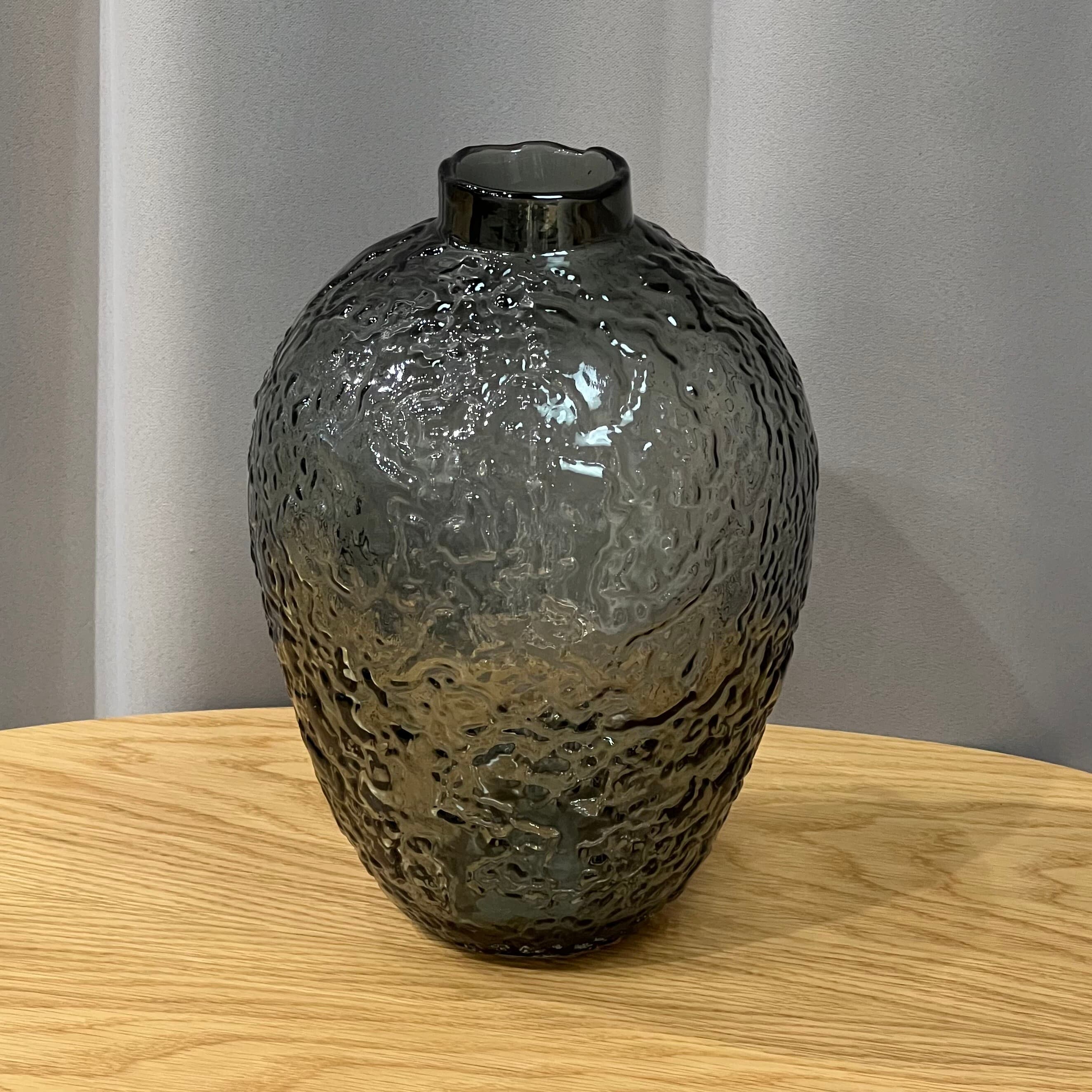 Ваза «Темный Лед»