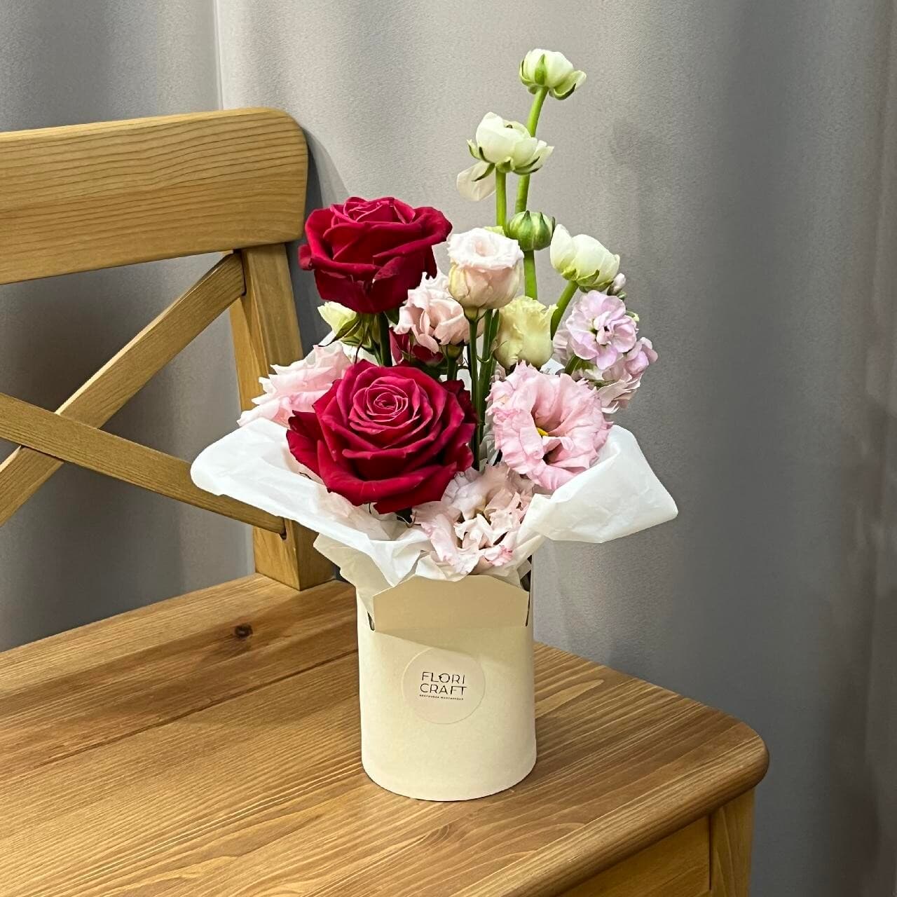 Цветочный стаканчик с розой Шангрила